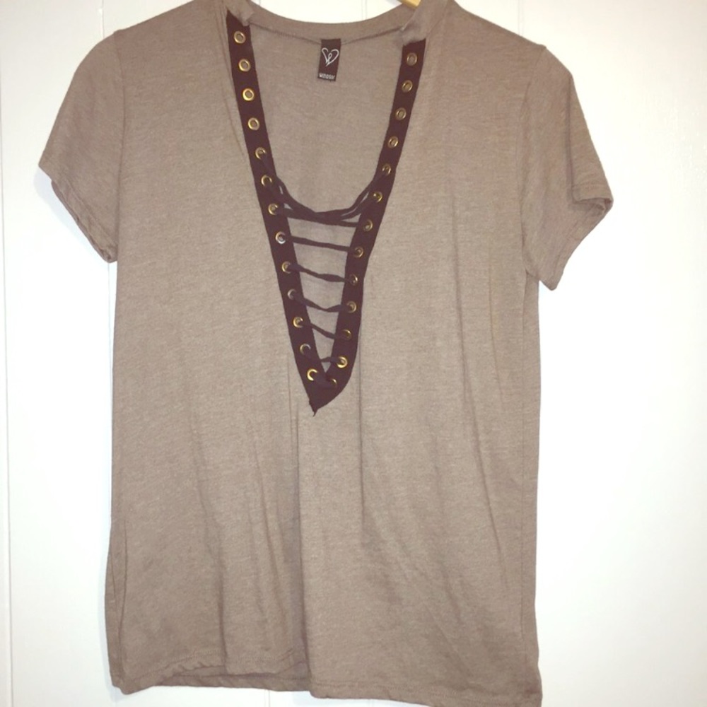 Open tie tee